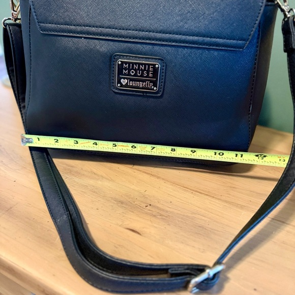 Loungefly Minnie Mouse Crossbody Purse Black Red Bow Ears Disney Bag Exclusive - Picture 9 of 10